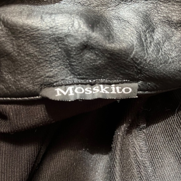 Vintage Y2K leather Jacket - Picture 5 of 5